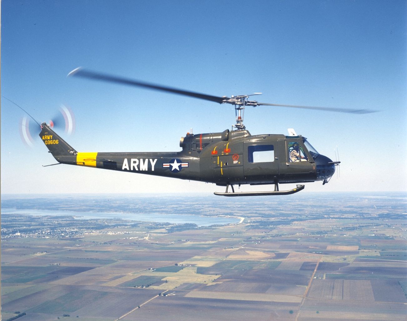 UH-1B60-3606compressed.jpg