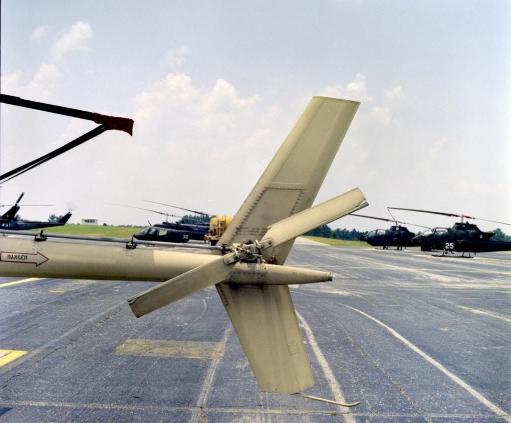 OH-58AIRpainttestapril121982-3_zps6007362f.jpg