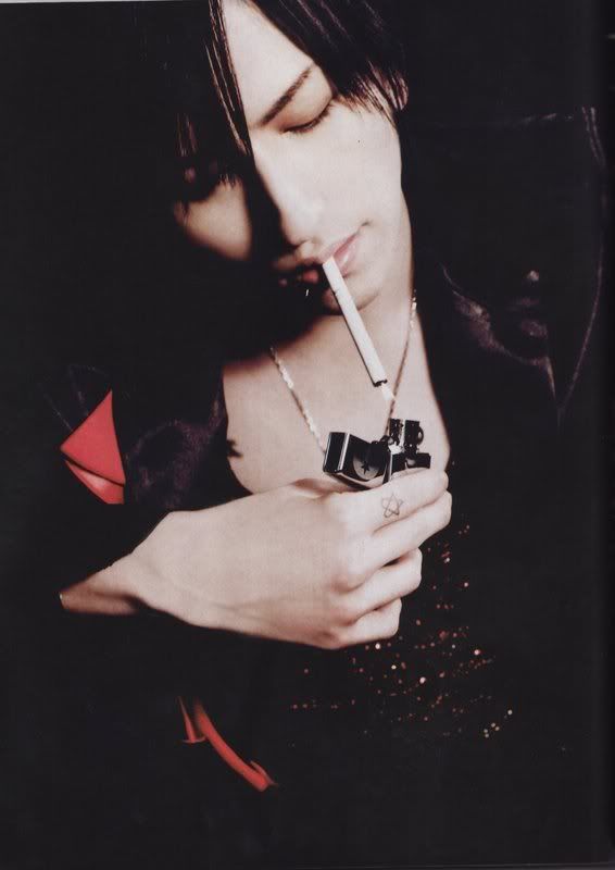 Tora's heartagram tattoo