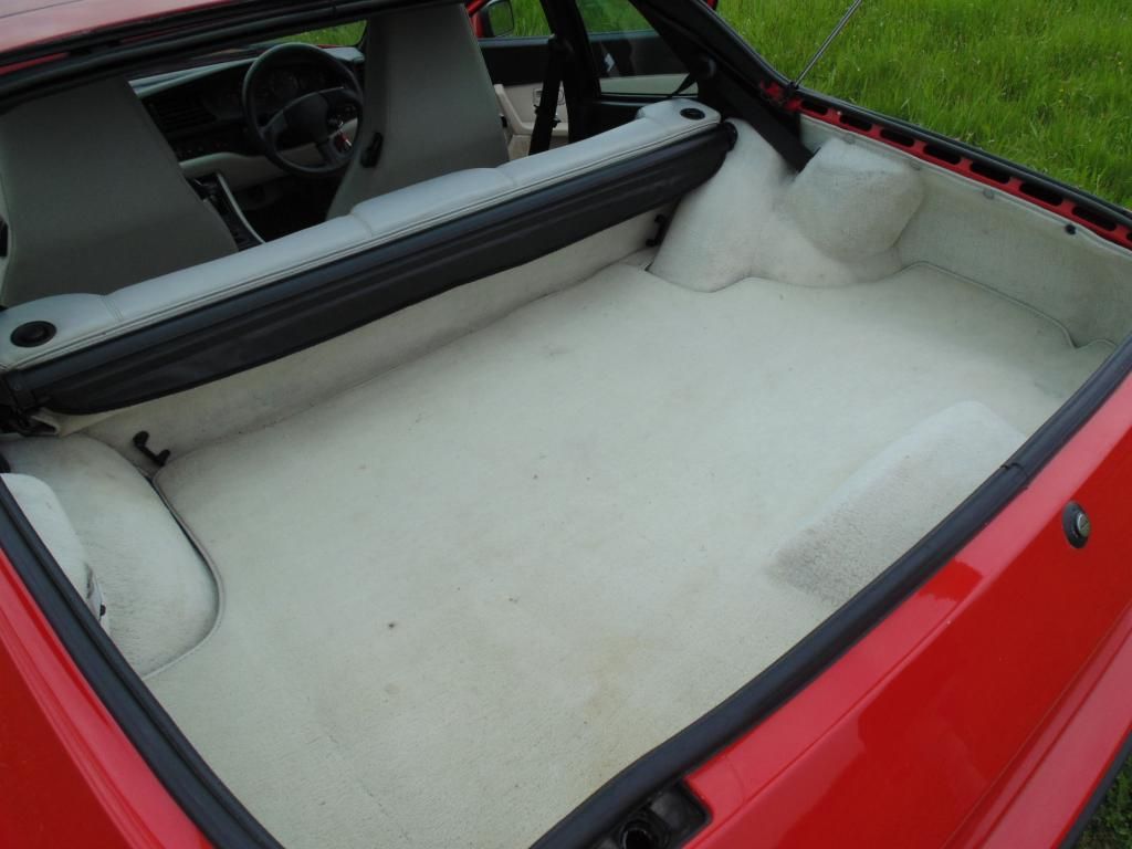 Porsche_944_S2_1406_boot_zps3d35c468.jpg