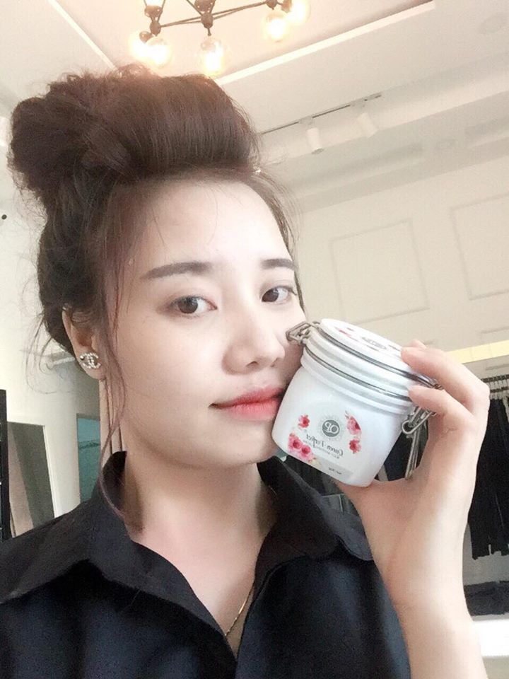 Kem Dưỡng Trắng Da Toàn Thân Queen Perfect