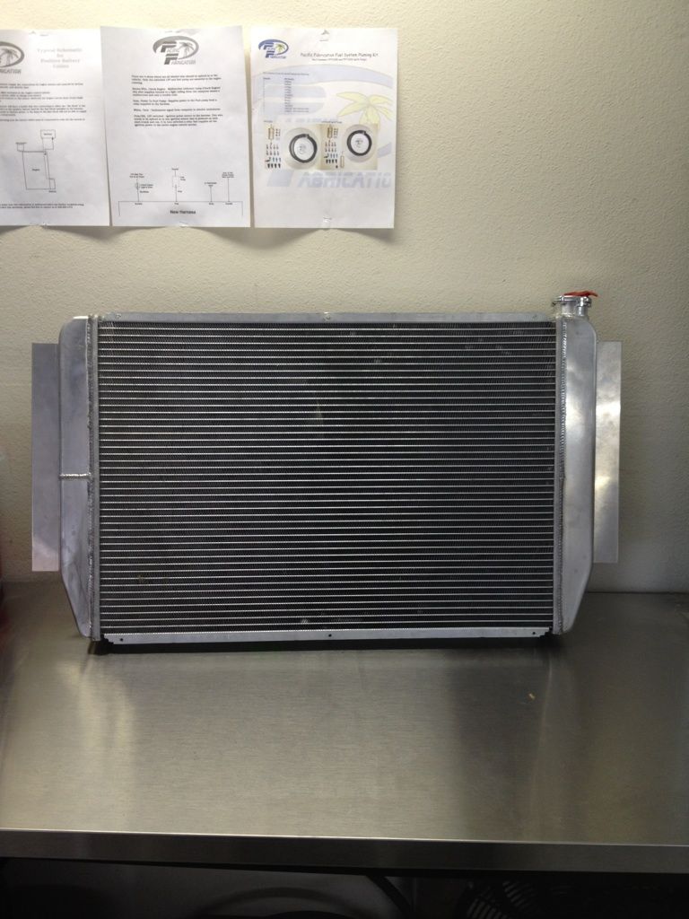 Griffin Radiator with fans Pirate 4x4