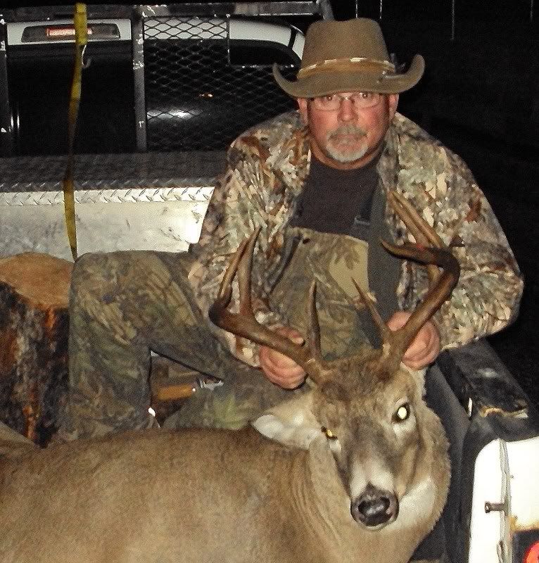 Nov14th2010Buck012.jpg